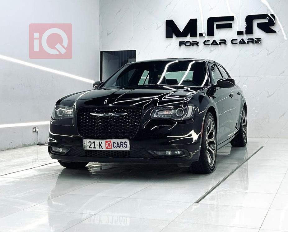 کرایسلەر 300